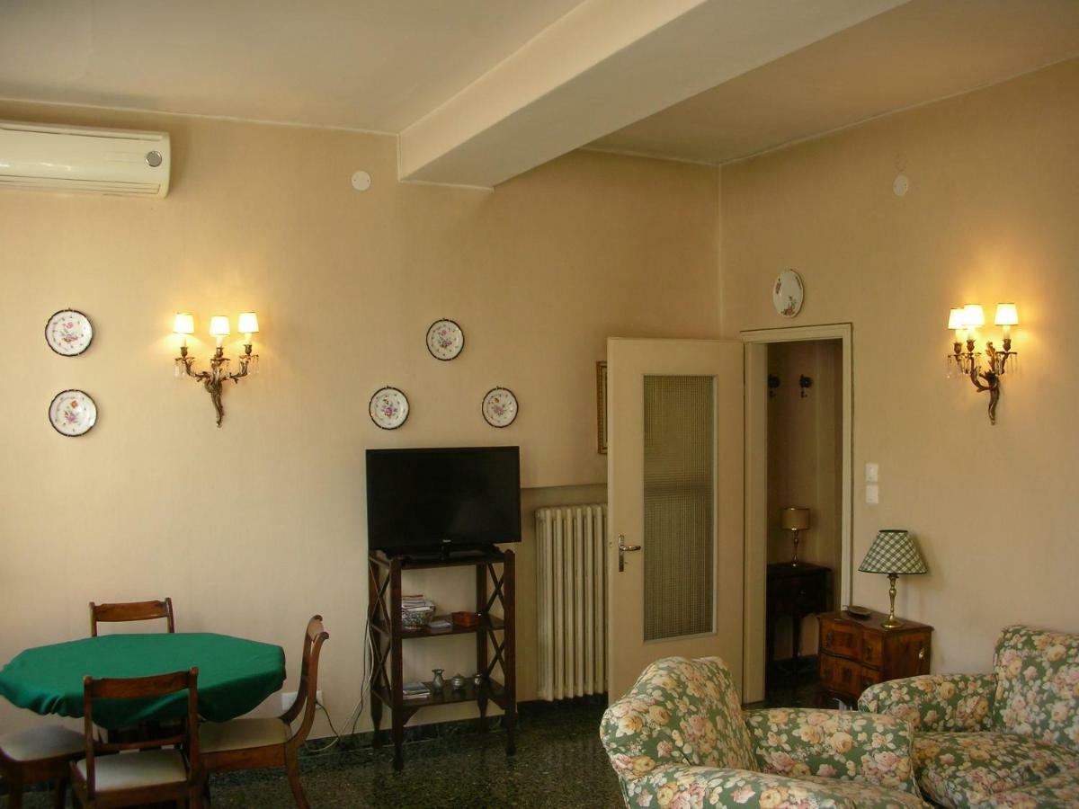 Nice Apartments In Downtown Bologna Bagian luar foto